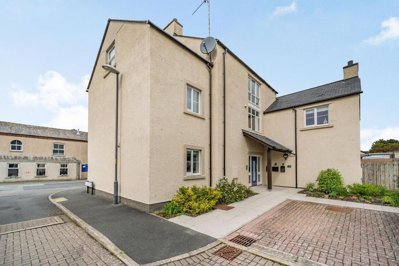 Апартаменты 3 Old Laundry Mews Инглтон Экстерьер фото